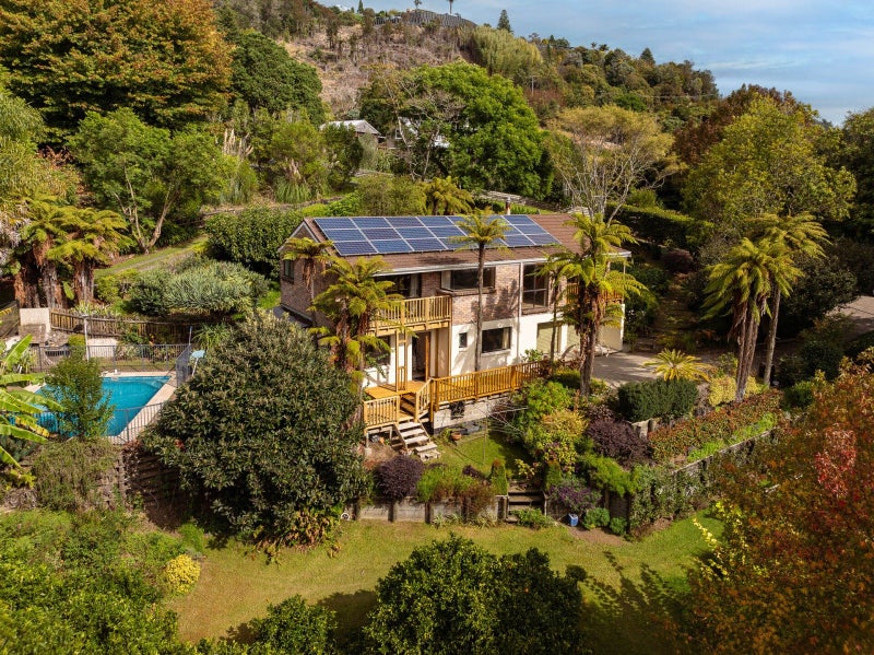 6 Corbett Drive, Tauranga - Carousel 1