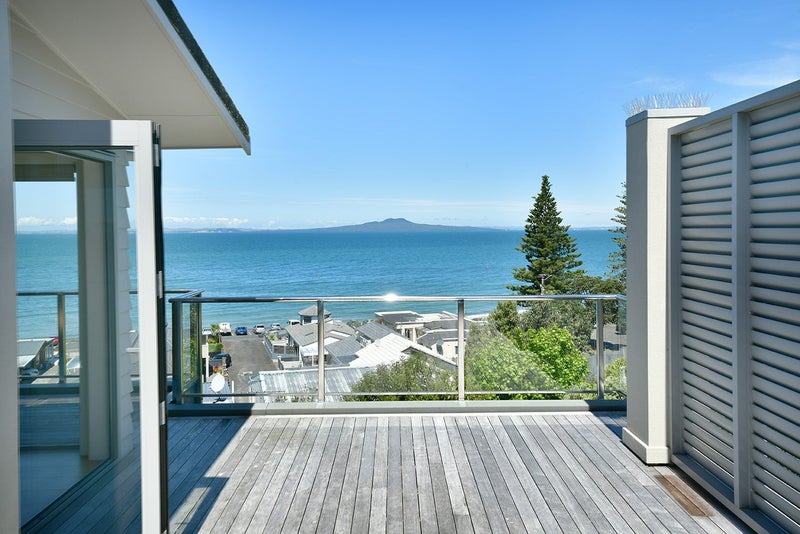 23 Oban Road, Browns Bay, Auckland - Carousel 1