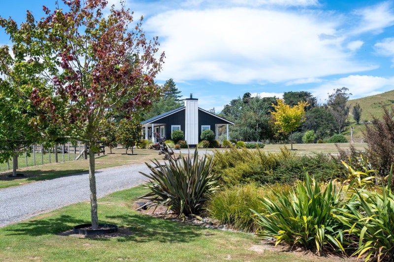 72 River Road, Waipawa - Carousel 2