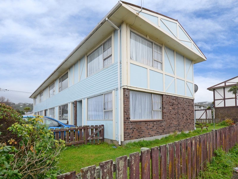 5/31 Campbell Terrace, Petone, Lower Hutt - Carousel 1