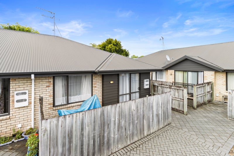 3D Cameron Road, Hamilton East, Hamilton - Carousel 2