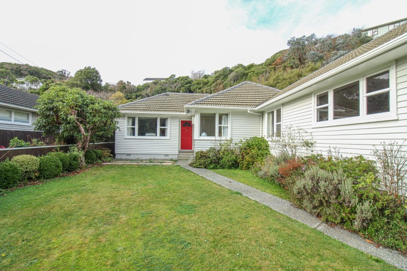 93 South Karori Road, Karori, Wellington - Carousel 23