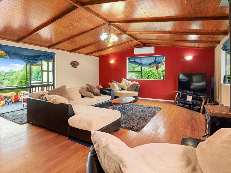 56 Icarus Place, Sunnybrook, Rotorua - Carousel 2