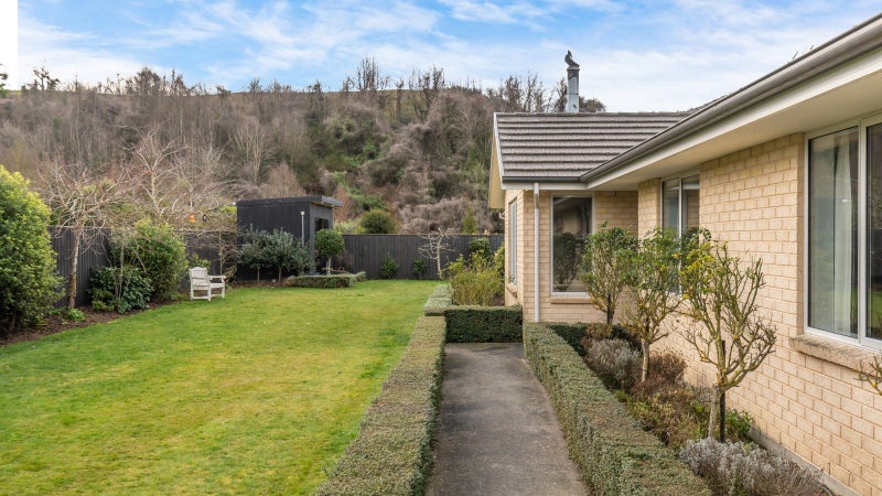 17 Railway Terrace, Coalgate - Carousel 2