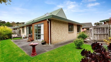 67/42 Main Road, Tawa, Wellington - Carousel 1