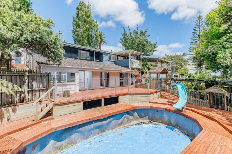 108A Sunnyside Road, Sunnyvale, Auckland - Carousel 1