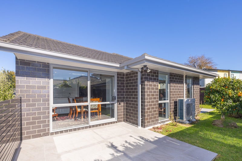 5 Kennedy Lane, Hamilton East, Hamilton - Carousel 19