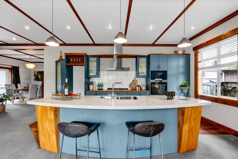 117 Carrington Street, Lower Vogeltown, New Plymouth - Carousel 2