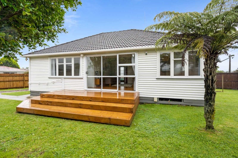39 Denby Crescent, Tikipunga, Whangarei - Carousel 1