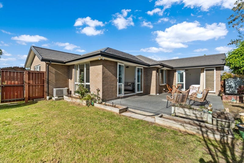 153 Beach Road, North New Brighton, Christchurch - Carousel 1