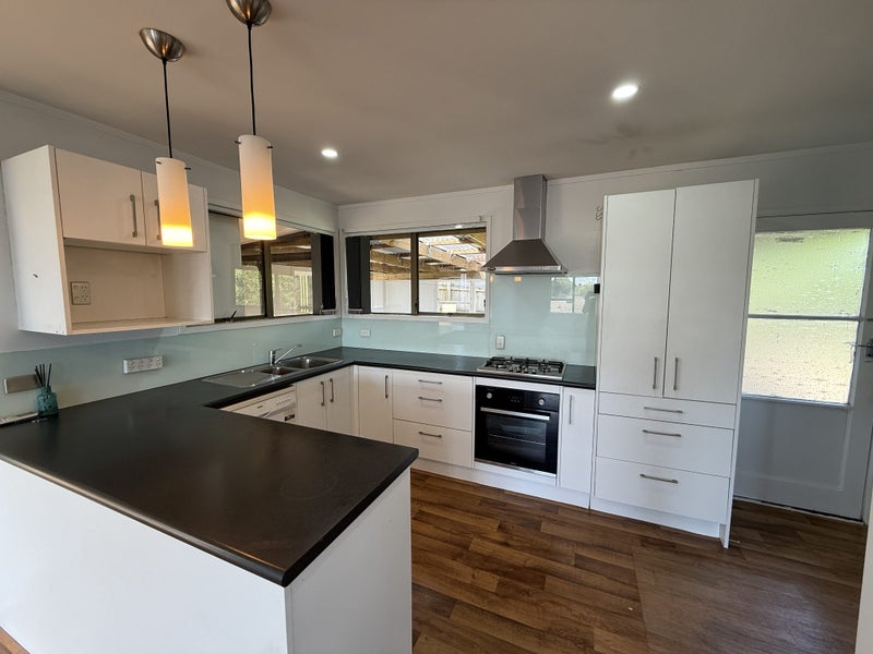 1/48 Bellfield Road, Ōpaheke, Papakura - Carousel 2