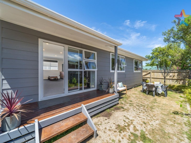 2/6 Galway Street, Waterloo, Lower Hutt - Carousel 2