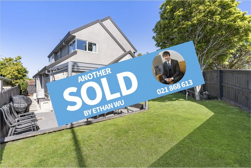 1/13 Perendale Close, Somerville, Manukau - Carousel 1