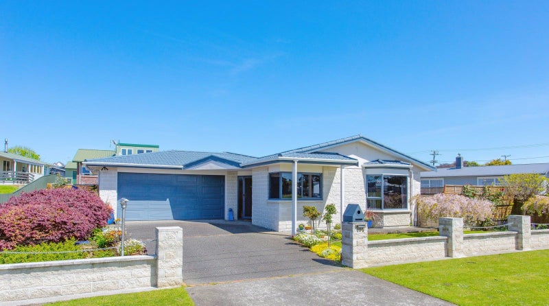153 Carlton Avenue, Springvale, Whanganui - Carousel 1