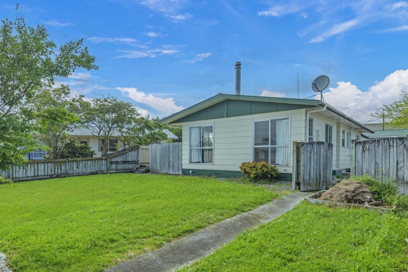 40 Geraldine Crescent, Cloverlea, Palmerston North - Carousel 16