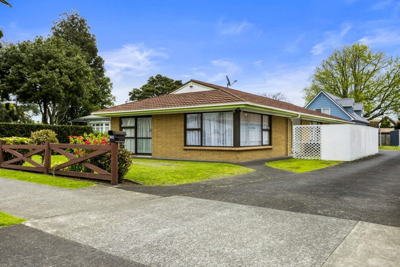 1/112 Kolmar Road, Papatoetoe, Auckland - Carousel 2