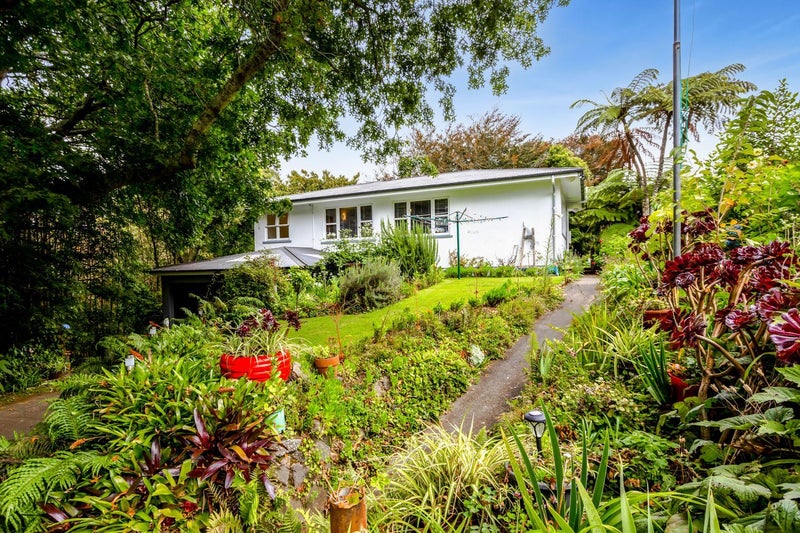 3 High RD, Hawera, Hāwera - Carousel 2