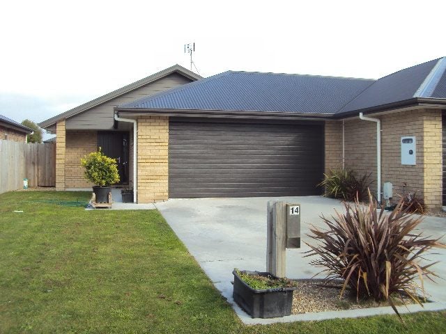 14 Sirius Crescent, Rototuna North, Hamilton - Carousel 1