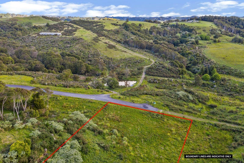 15 Puketiro Road, Howick - Carousel 2