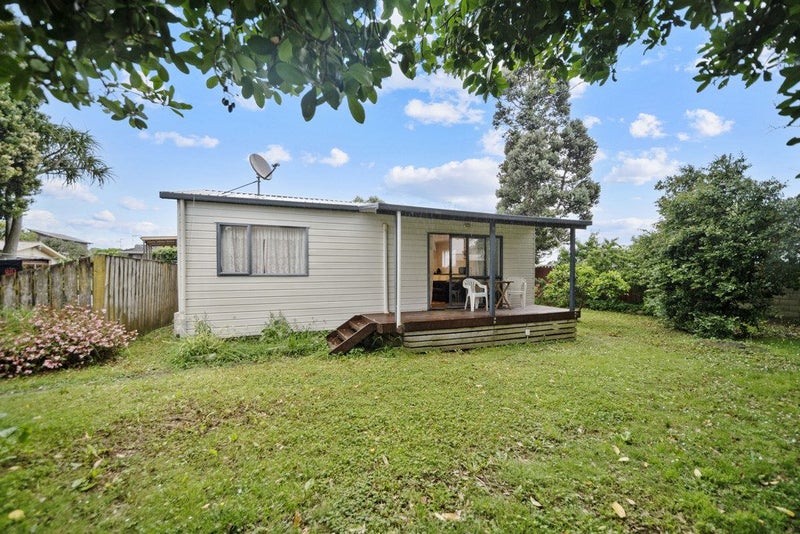 529A WEYMOUTH Road, Weymouth, Auckland - Carousel 13