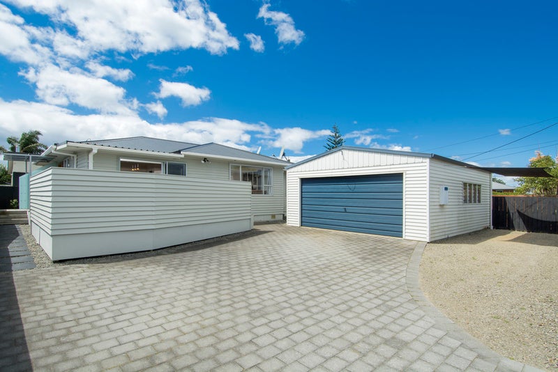 8A Hawea Street, Mount Maunganui, Mount Maunganui - Carousel 1