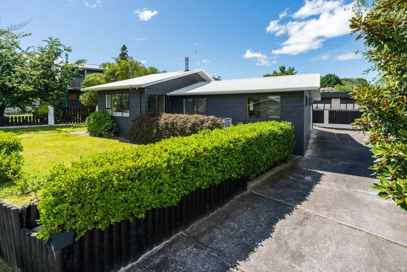 2 Holland Grove, Richmond Heights, Taupo - Carousel 2