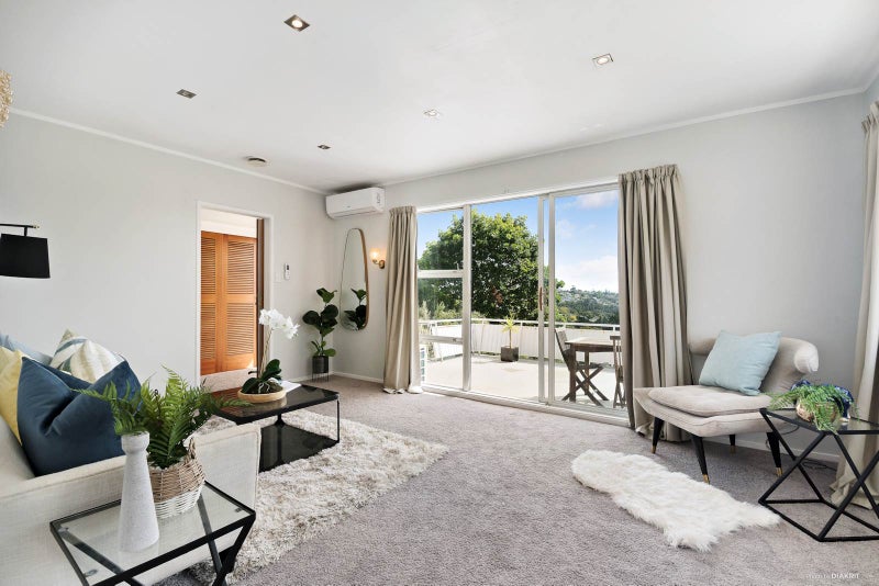 8 Coroglen Avenue, Birkenhead, Auckland - Carousel 2