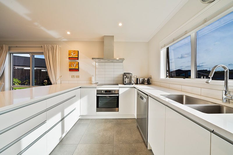 1 Loader Place, POKENO - Carousel 2