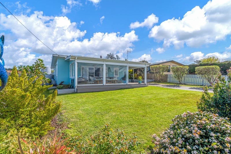 4 Kent Terrace, Foxton Beach, Foxton - Carousel 20