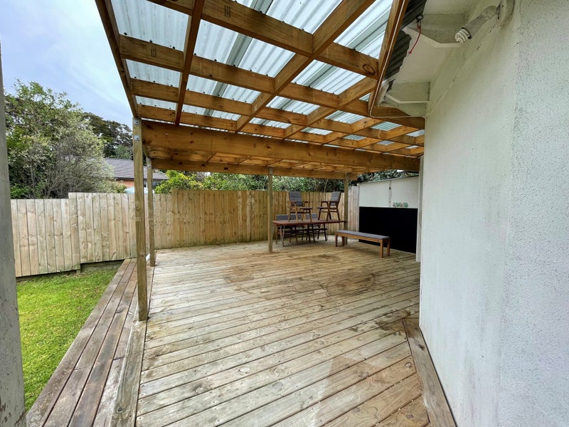 542A Whangaparaoa Road, Stanmore Bay, Whangaparaoa - Carousel 13