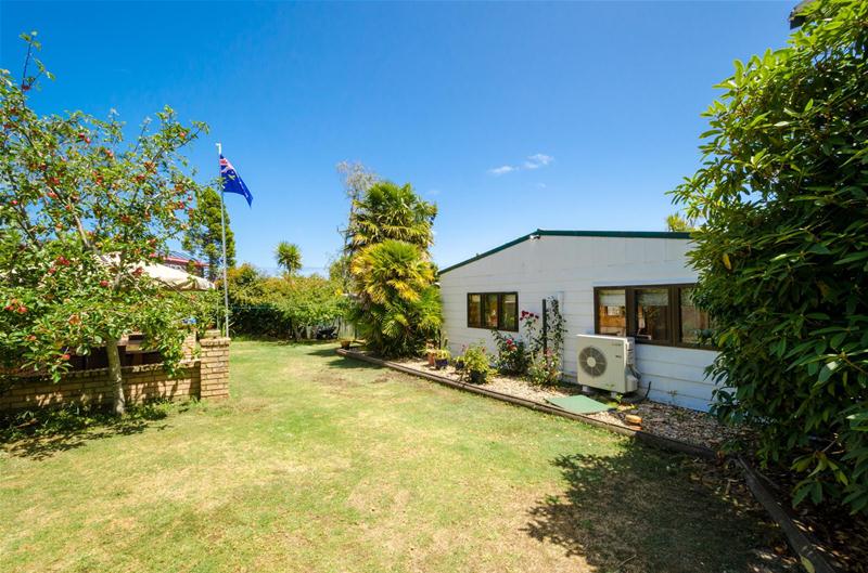 18 Mcentee Road, Waitakere, Auckland - Carousel 2