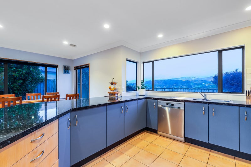 81 The Masthead, Whitby, Porirua - Carousel 2