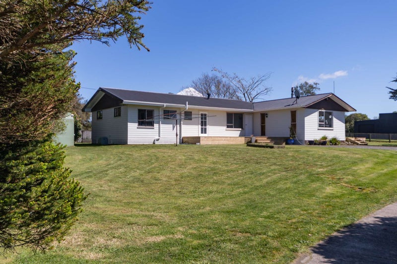 348 Denbigh Road, Midhirst - Carousel 2