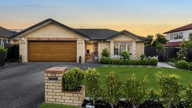 40 Stellamaris Way, Northpark, Auckland - Carousel 1