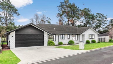 11 Glory Way, Buckland, Pukekohe - Carousel 1