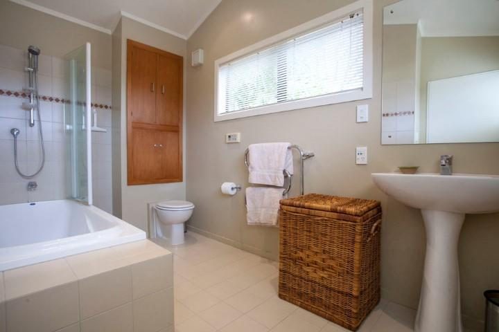28A Codrington Crescent, Mission Bay, Auckland - Carousel 11