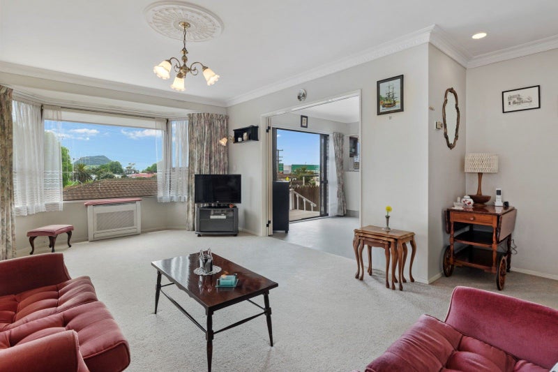 58A Vale Street, Otumoetai, Tauranga - Carousel 1