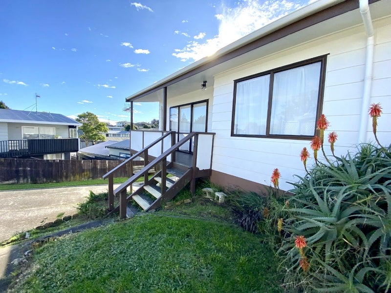 5B Tuthill Street, Gate Pa, Tauranga - Carousel 2