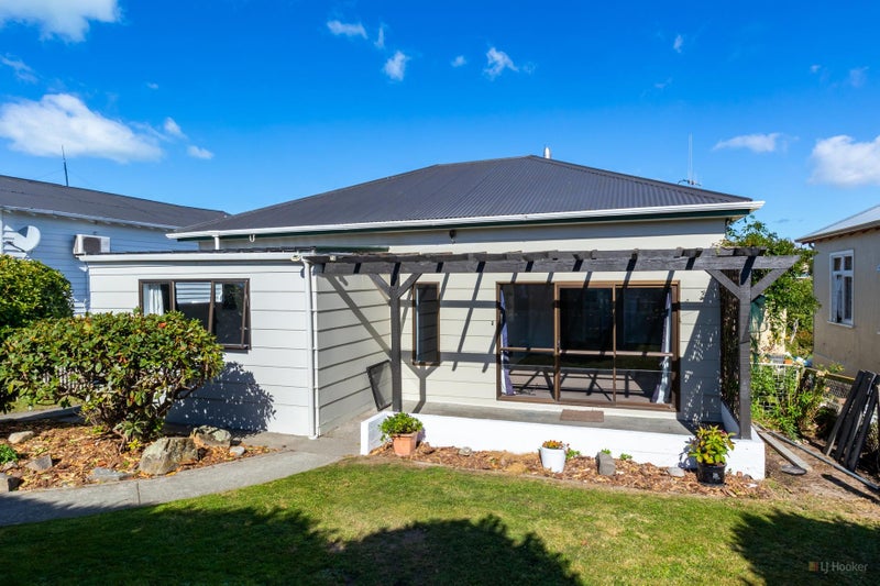 18 Baker Street, West End, Timaru - Carousel 1