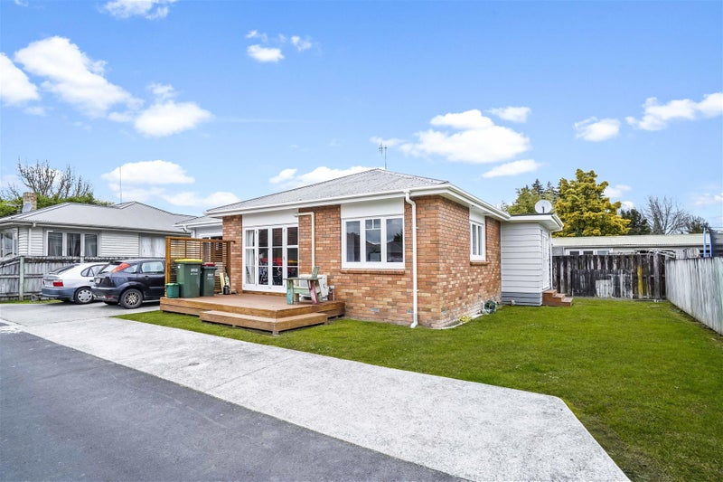 219A Fox Street, Hamilton East, Hamilton - Carousel 12