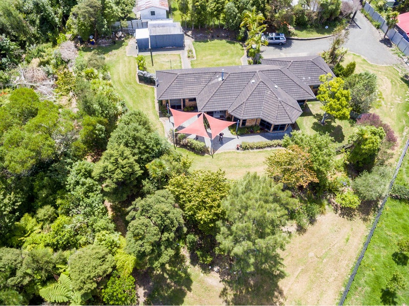 14 Mcentee Road, Waitakere, Auckland - Carousel 2