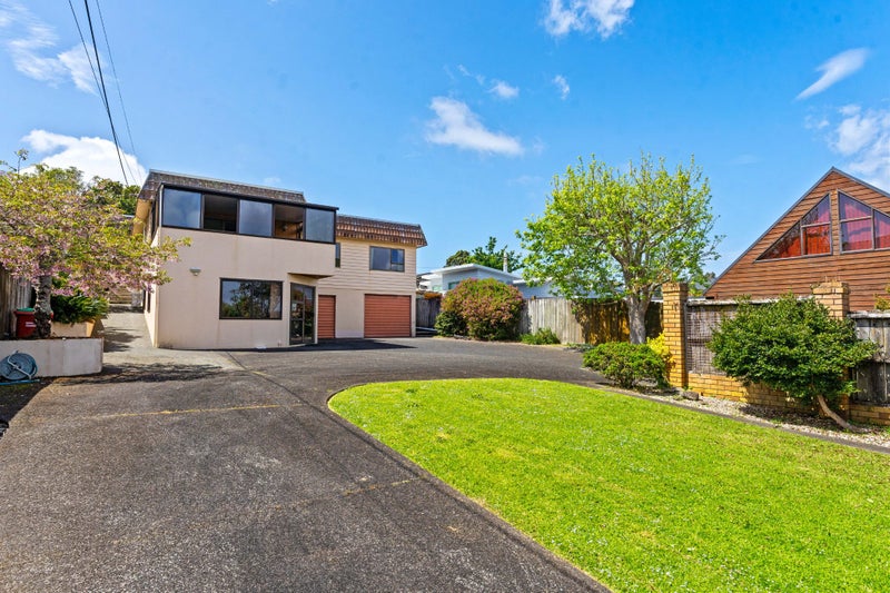 10 Bonita Avenue, Stanmore Bay, Whangaparaoa - Carousel 1