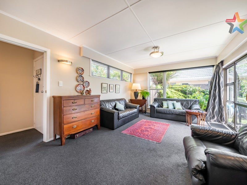 28A Whites Line West, Woburn, Lower Hutt - Carousel 2