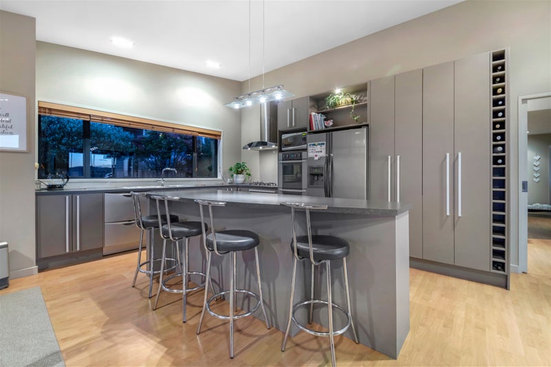 29 Aspiring Terrace, Aotea, Porirua - Carousel 2