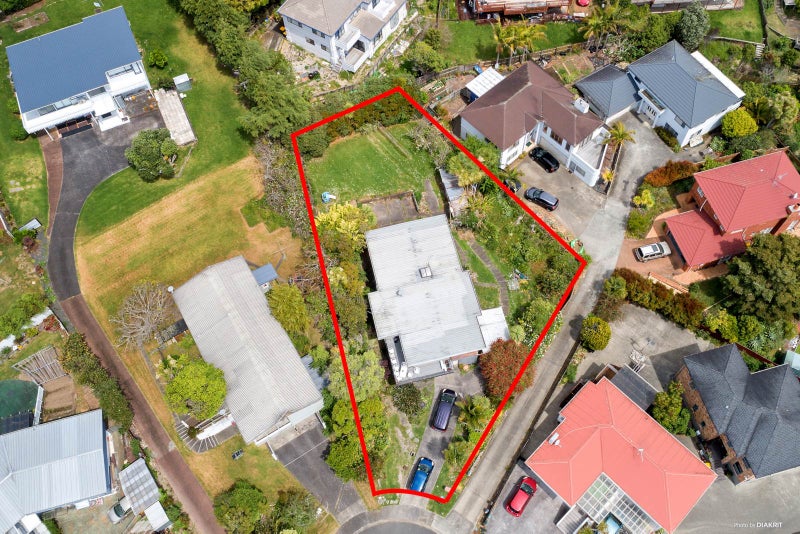 16 Cheryl Place, Hillcrest, Auckland - Carousel 2