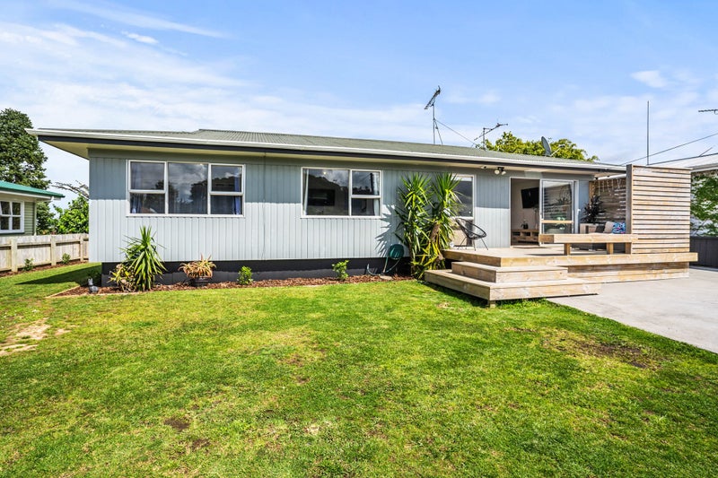 2A Manuka Place, Raumanga, Whangarei - Carousel 1