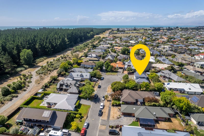 16 Millcroft Place, Parklands, Christchurch - Carousel 2