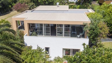 116 Frederick Street, Hillsborough, Auckland - Carousel 1