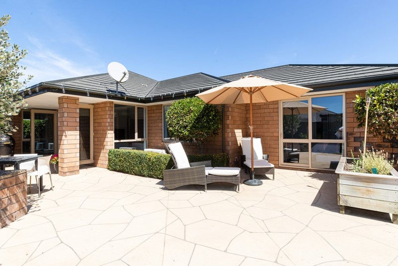 31 Rushmore Drive, Belfast, Christchurch - Carousel 1