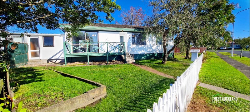 1/67 Luanda Drive, Ranui, Auckland - Carousel 2